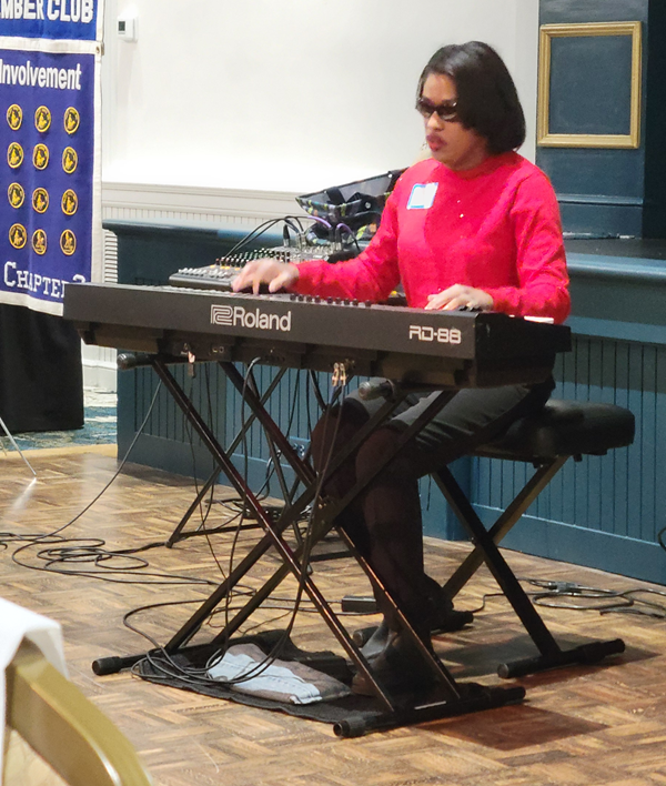 Genene Blackwell performs at the Pioneers Luncheon